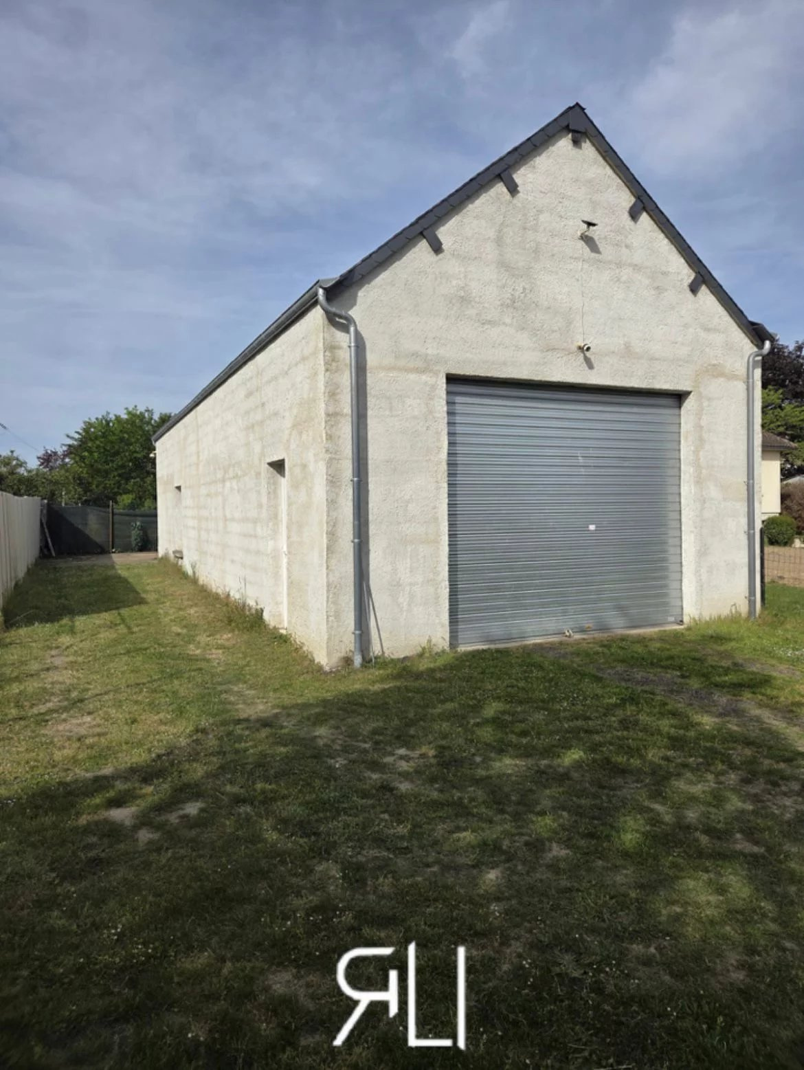 Local commercial à vendre à St laurent nouan, 87 m² – photo 1 sur 3