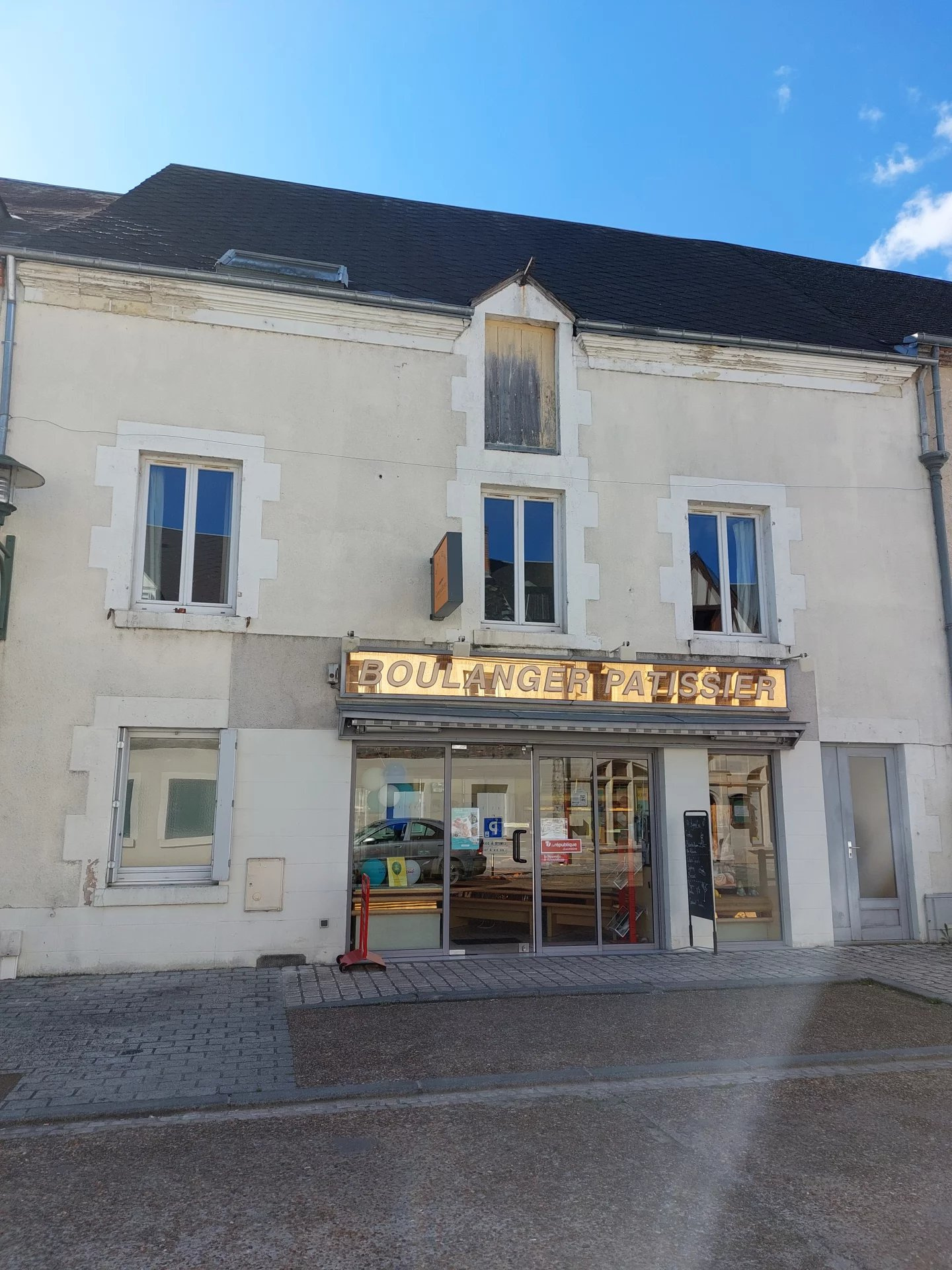 Maison à vendre à St laurent nouan, 209 m², 8 pièces – photo 1 sur 4