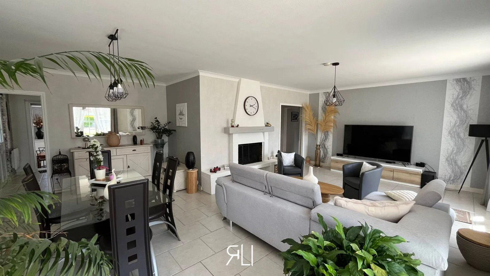 Maison à vendre à St laurent nouan, 169 m², 7 pièces – photo 2 sur 10